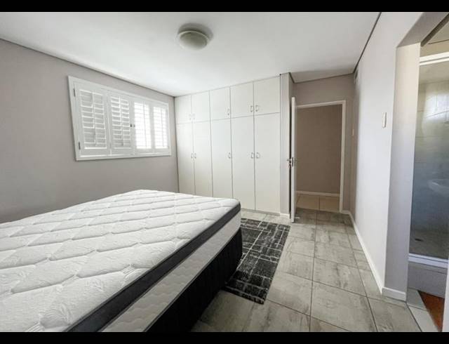 2 BEDROOM APARTMENT FOR SALE IN UMHLANGA RIDGE